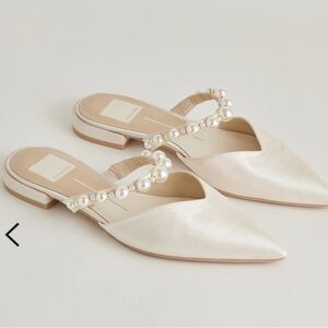NWT; Dolce Vita Kanika Pearl Flats